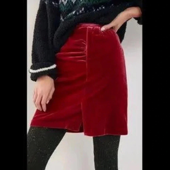 Anthropologie Montie Connie Velvet Mini Skirt Raspberry Plus Size 16 NWT - Picture 1 of 9